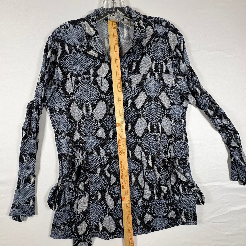 Chicos Blue Snakeskin Print Zip Front Belted Jacket Mock Neck Size 1 M - Picture 7 of 12